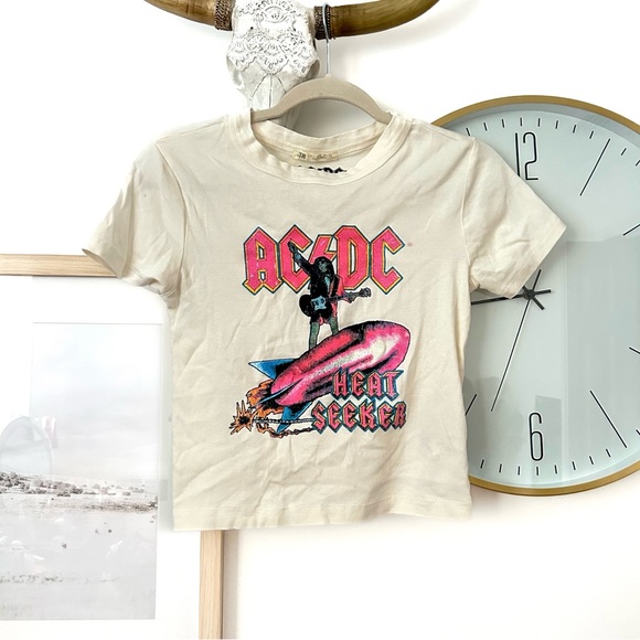 Stradivarius x AC/DC “Heat Seeker” Graphic Tee - Small - Picture 1 of 5